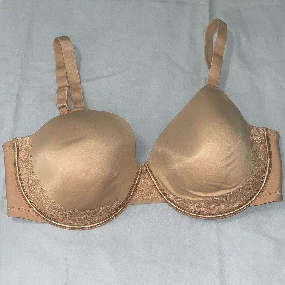 Vanity Fair Tan Lace Accent Bra 40DDD